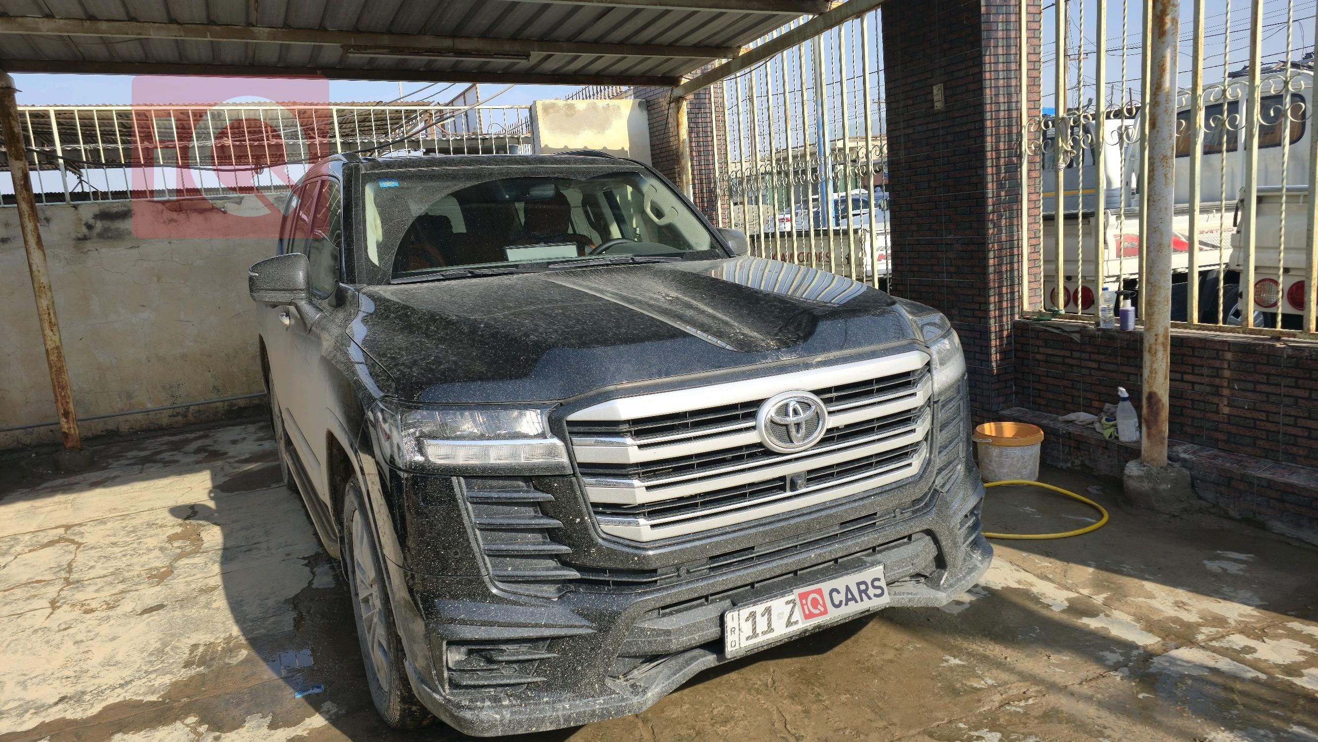 تويوتا لاندكروزر